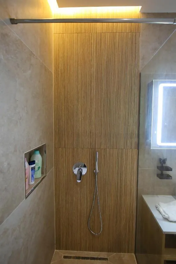 Vlorë La La Marina Wave Suites